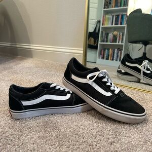 Vans sneakers size 11 women’s
